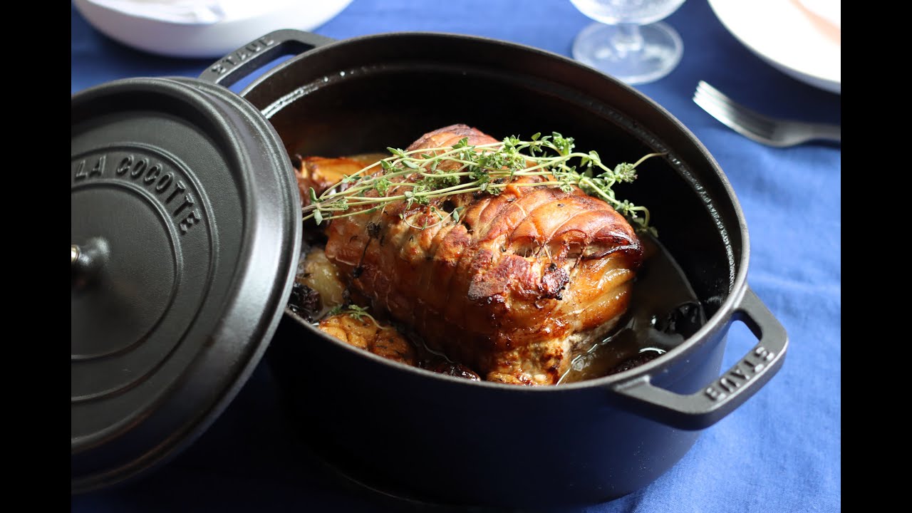 Recette - Rôti de porc aux pruneaux en cocotte - STAUB
