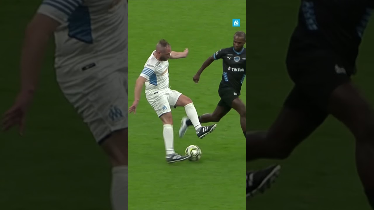 Le touché de balle du 𝐉 😍 #MatchDesHéros #shorts