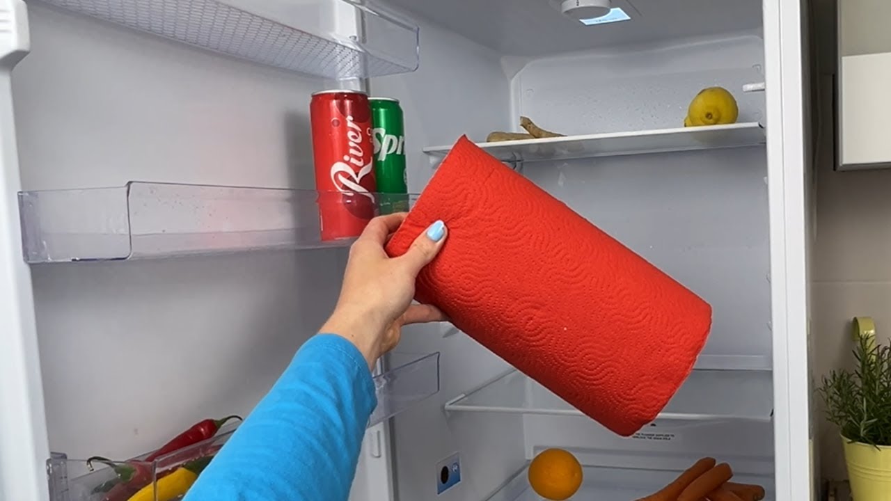 L’astuce de l’essuie-tout dans le frigo que tout le monde devrait connaître cet été