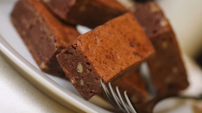 Ganache maison : la recette pour vos gâteaux et bonbons